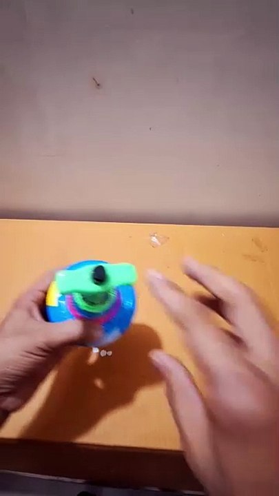 Spinning Top for Kids Magic Light Toy with Flashing LED Light Up and Dynamic Music Non-Toxic Toys for Boys