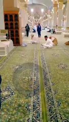 Maulana Fazlur Rehman’s Spiritual Visit to Masjid Al-Nabawi in Madinah | A Moment of Reflection at the Prophet’s Mosque | Islamic Heritage & Religious Journey
