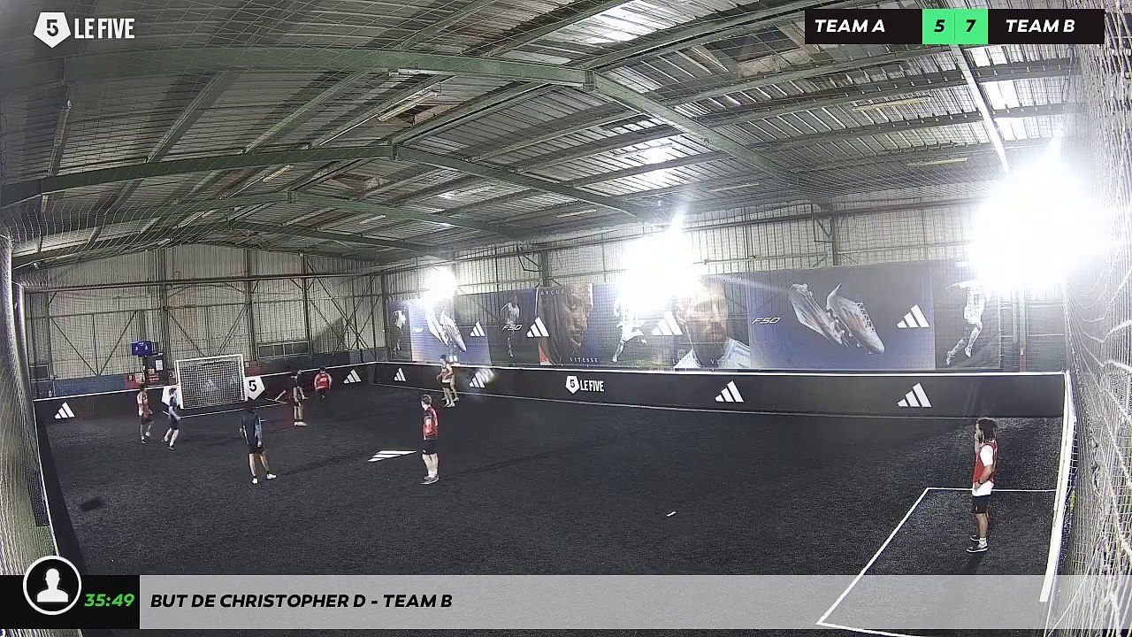 But de Christopher D - Team B