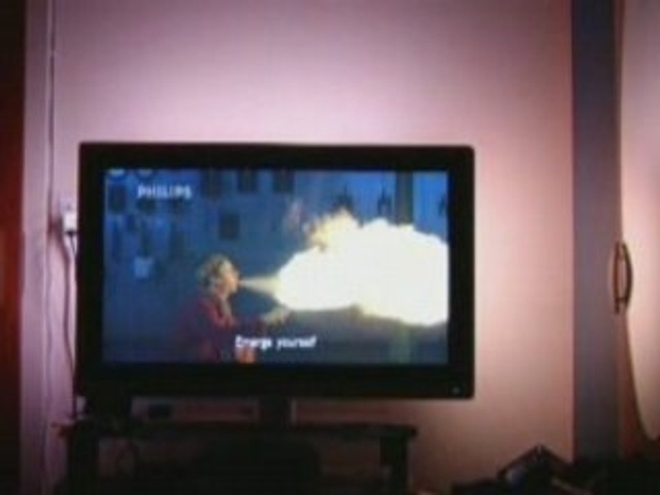 PHILIPS 37PFL9732 ambilight 3