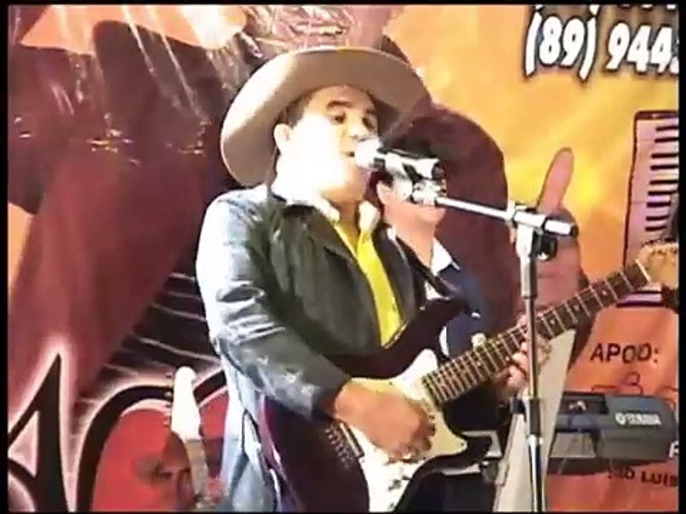 Amado Edilson Ao Vivo em Exu-PE Vol. 1 (2006) Dvd Completo