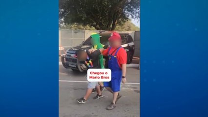 tn7-Policías se disfrazan de Mario, Luigi y Yoshi en Brasil para detener a delincuentes-040325