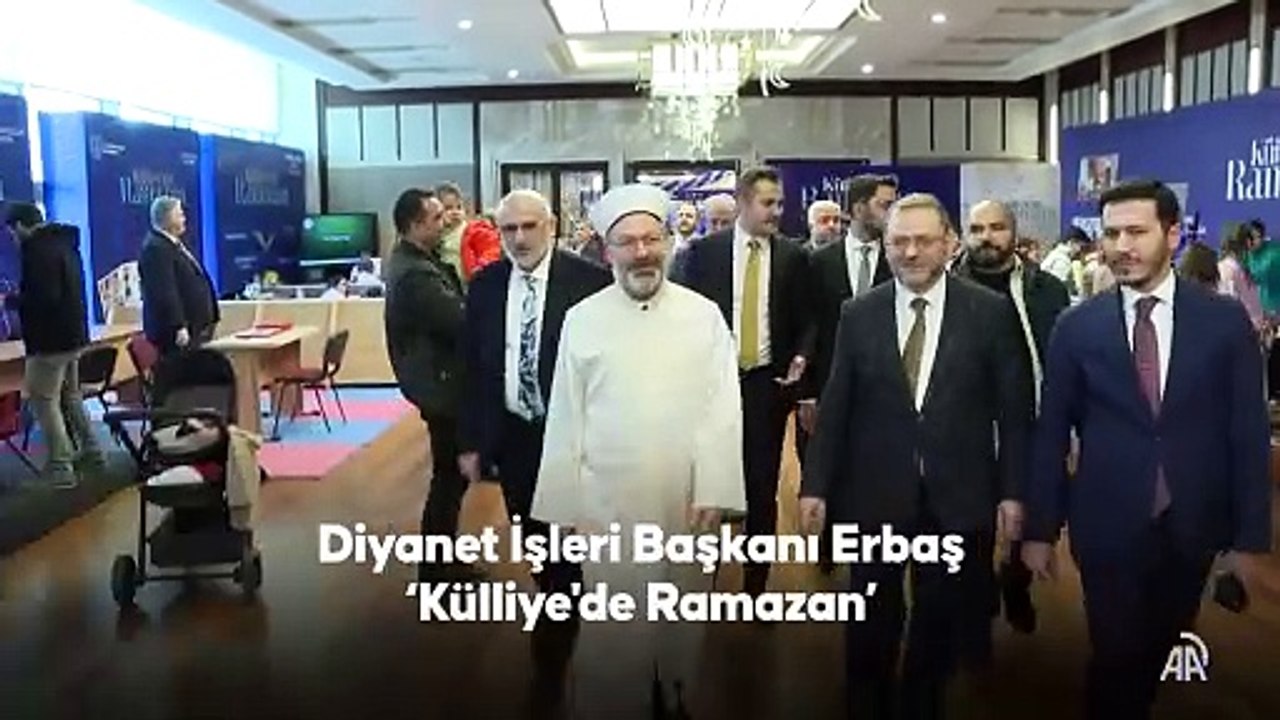 Diyanet İşleri Başkanı Erbaş 'Külliye'de Ramazan' kapsamındaki atölyeleri ziyaret etti
