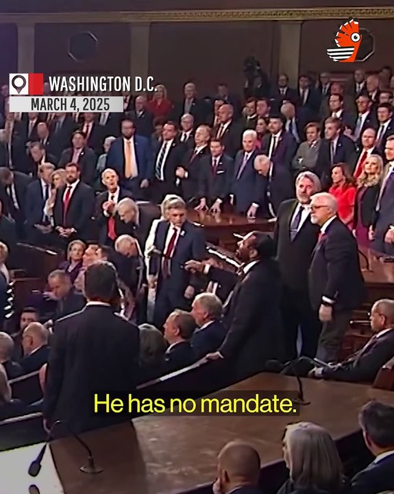 Rep. Al Green ejected from Trump speech