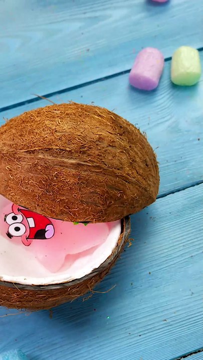 🥥🤩 What’s Inside This Coconut?! #123go