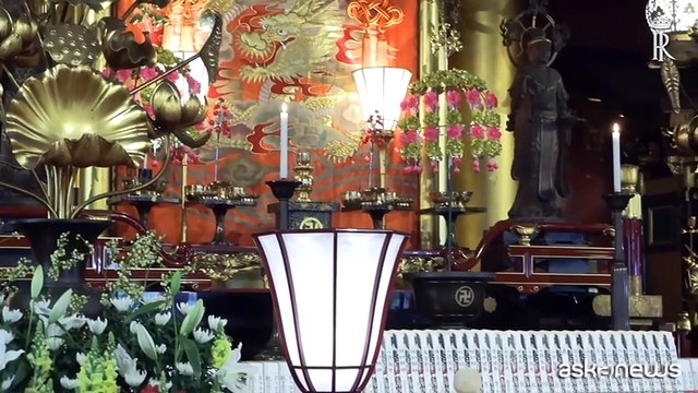 Mattarella in visita al tempio buddista Senso-ji di Tokyo