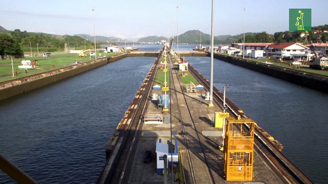 La empresa hongkonesa Hutchison venderá puertos de Panamá a un consorcio estadounidense