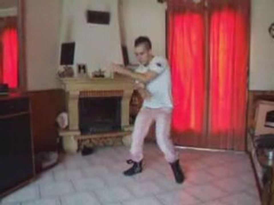 Fashion Cali TECKTONIK