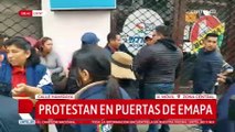 No llegó aceite a oficinas de Emapa Cochabamba y personas protestas afuera de las instalaciones