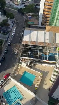 Moradores do Aquarius denunciam barulho de obras em colégio particular de Salvador