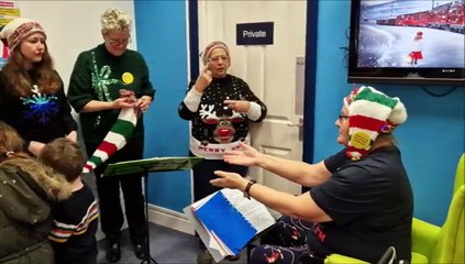 Crafts and signing carols at SSW's free Christmas Cracker event with Father Christmas