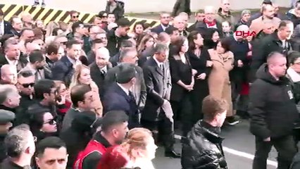 Özgür Özel'den Suriyeliler ile ilgili açıklama