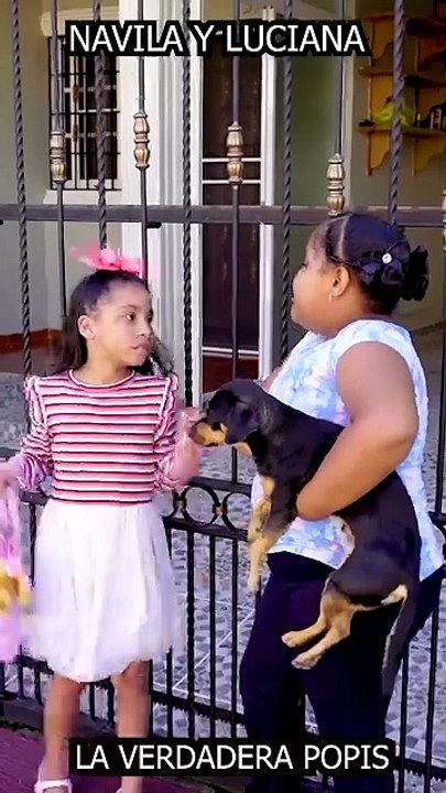 Navila y Luciana jugando a popis #humor #navilayluciana
