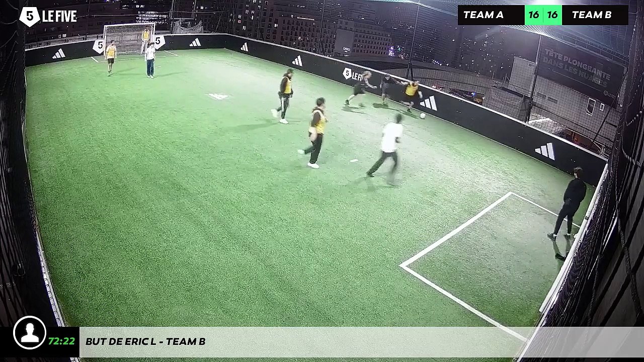But de Eric L - Team B