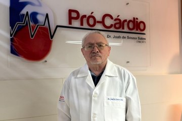 Cardiologista que fundou a UTI do HRC diz que vacinas da Covid não causam infartos
