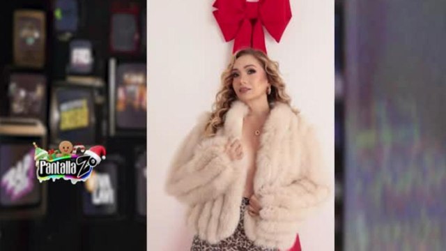 Las sensuales fotos navideñas de Gina Pastor