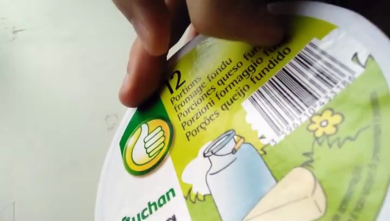 AUCHAN ESSENTIEL Fromage fondu en portion 12 portions 200g