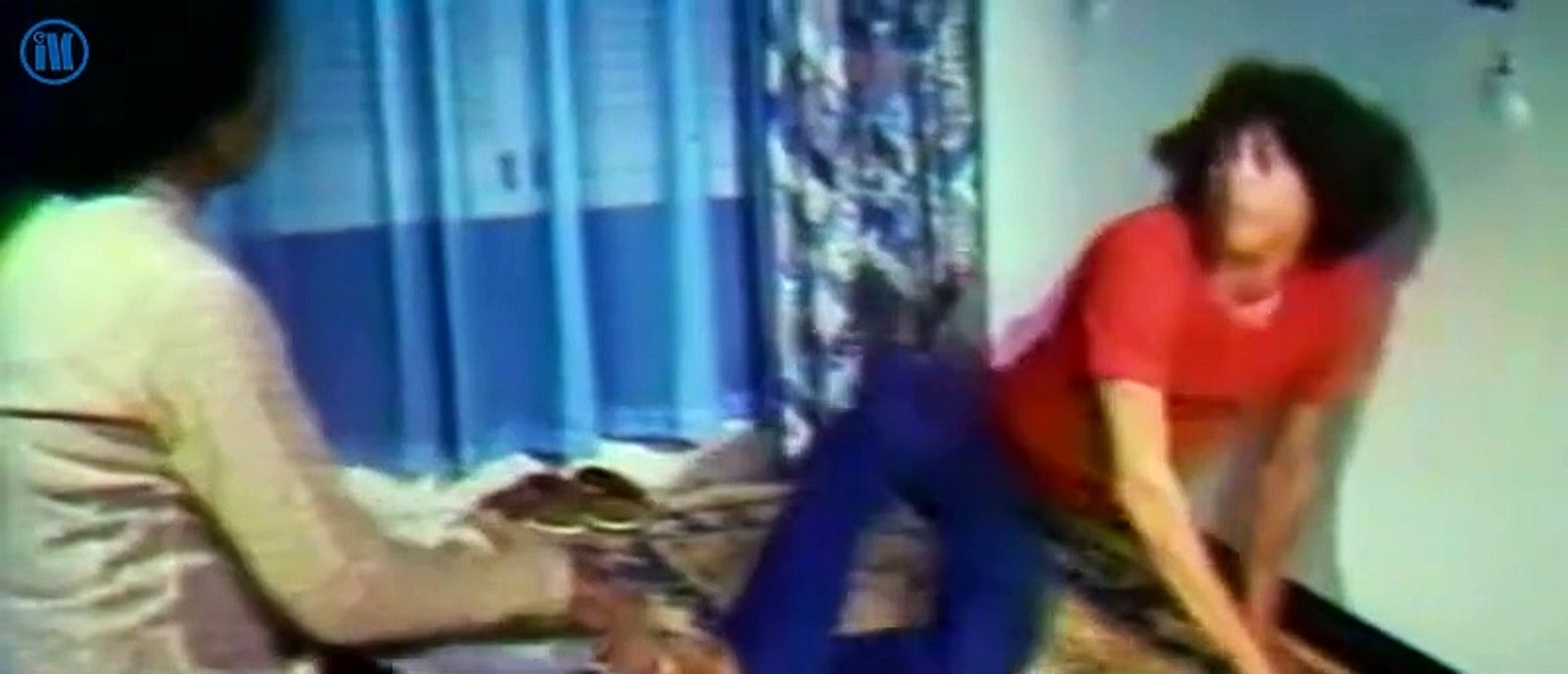 Anggrek Merah (Lingkaran Kelabu) (1977)