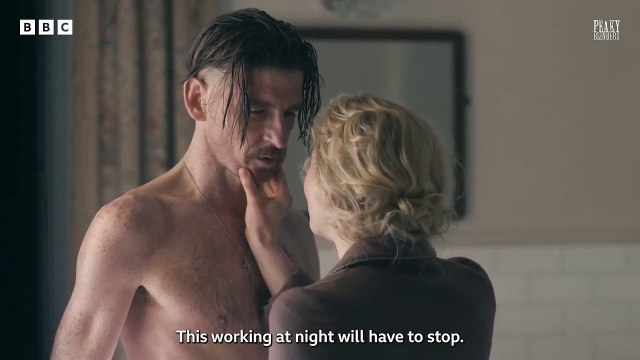 Arthur finds out that he is going to become a dad, he decides to wait for Tommy to arrive to break the news.