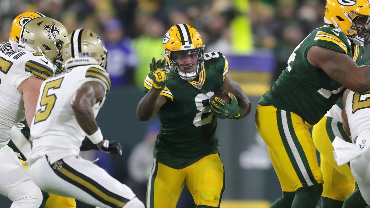Packers Dominate Monday Night Football with 34-0 Win