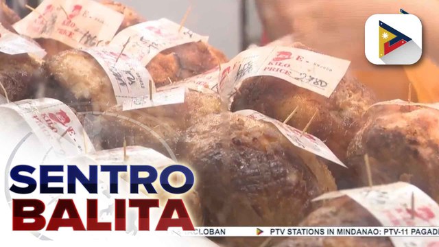 Sikat na tindahan ng Christmas Ham sa Quiapo, Manila, dinagsa ngayong Bisperas ng Kapaskuhan