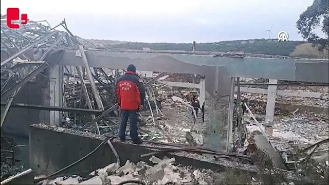 Balıkesir'de patlayıcı üretilen fabrikada patlama