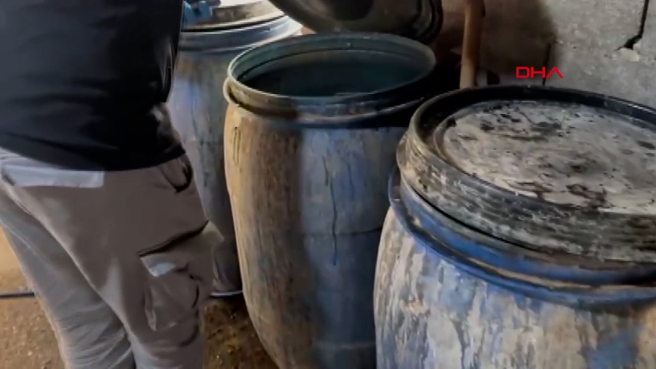 Adana'da 1050 litre sahte içki ele geçirildi