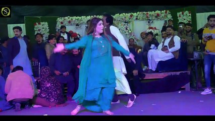 Aa Tenu Moj Karawan Dj Remix Song  Latest Dance Performance by Chahat Baloch,2025