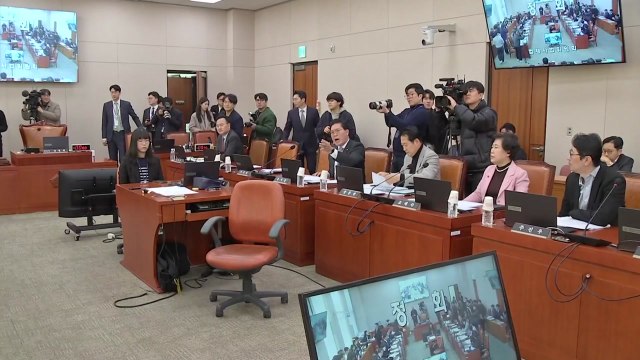 법사위, '국가폭력범죄 공소시효 폐지법' 의결...여당 반발 / YTN