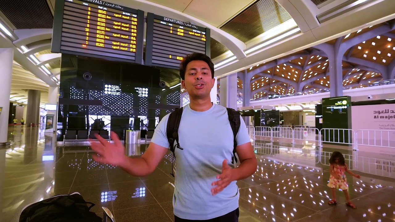 THIS IS THE LUXURY HIGH SPEED BULLET TRAIN OF SAUDI ARABIA! BUSINESS CLASS HARAMAIN MAKKAH TO MEDINA | EXPERIENCE THE ULTIMATE COMFORT AND SPEED ON THIS ICONIC JOURNEY