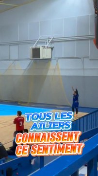 Tous les ailiers connaissent ce sentiment 👀🤣 #Handball #handballplayer #handballpassion #handballlife