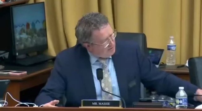 Maintenant que le « Comité d’éthique » a décidé de publier le rapport Matt Gaetz…Pouvons-nous obtenir un déblocage rapide de la caisse noire du Congrès de 17 000 000 $ qui indemnise les victimes d’inconduite sexuelle ?