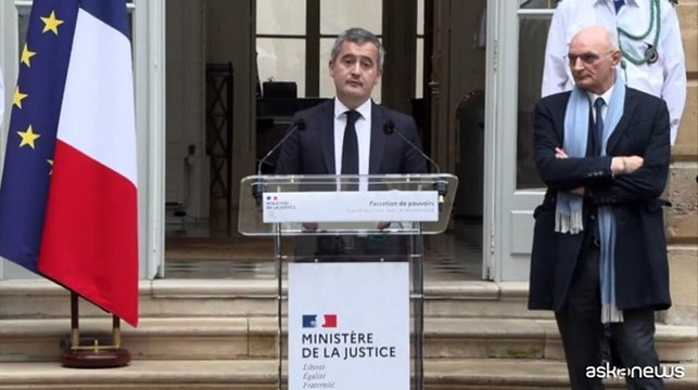 Francia, nasce il governo Bayrou con 17 donne e 17 uomini