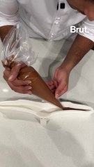 La bûche de Noël du Royal Monceau avec Yazid Ichemrahen