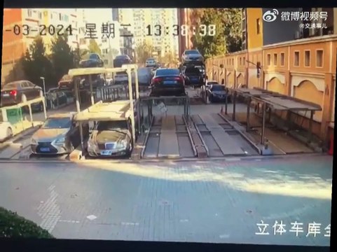 Un parking automatique plutot risqué