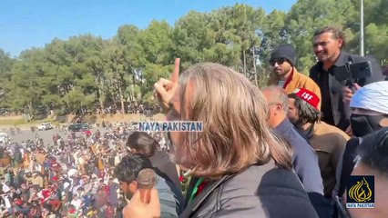 ڈی چوک پہنچ کر علی امین گنڈاپور کا تاریخی خطاب علی امین گنڈاپور نے کارکنوں کا لہو گرما دیا