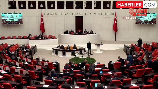 CHP'li Erdem'den İktidara 'Devlet Memurları Kanun Teklifi' Tepkisi: Bu Torba Kanun Teklifi Bu Hâliyle de Anayasa'ya Aykırılık Taşımaktadır
