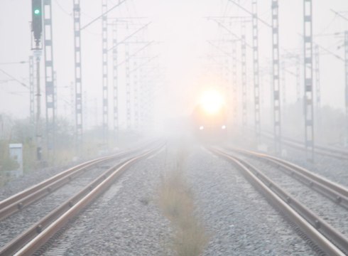 अजमेर में छाया कोहरा, शीतलहर ने बढ़ाई ठिठुरन