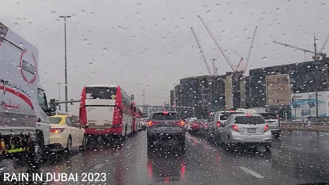 Rain Season in Dubai - Driving in Rain #dubai #sharjah