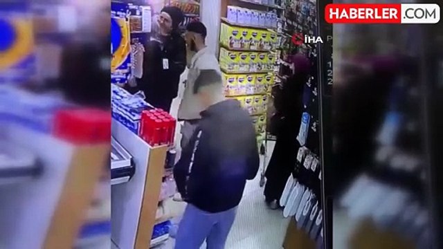 Market Çalışanının Telefonunu Çalan Hırsız Güvenlik Kamerasında