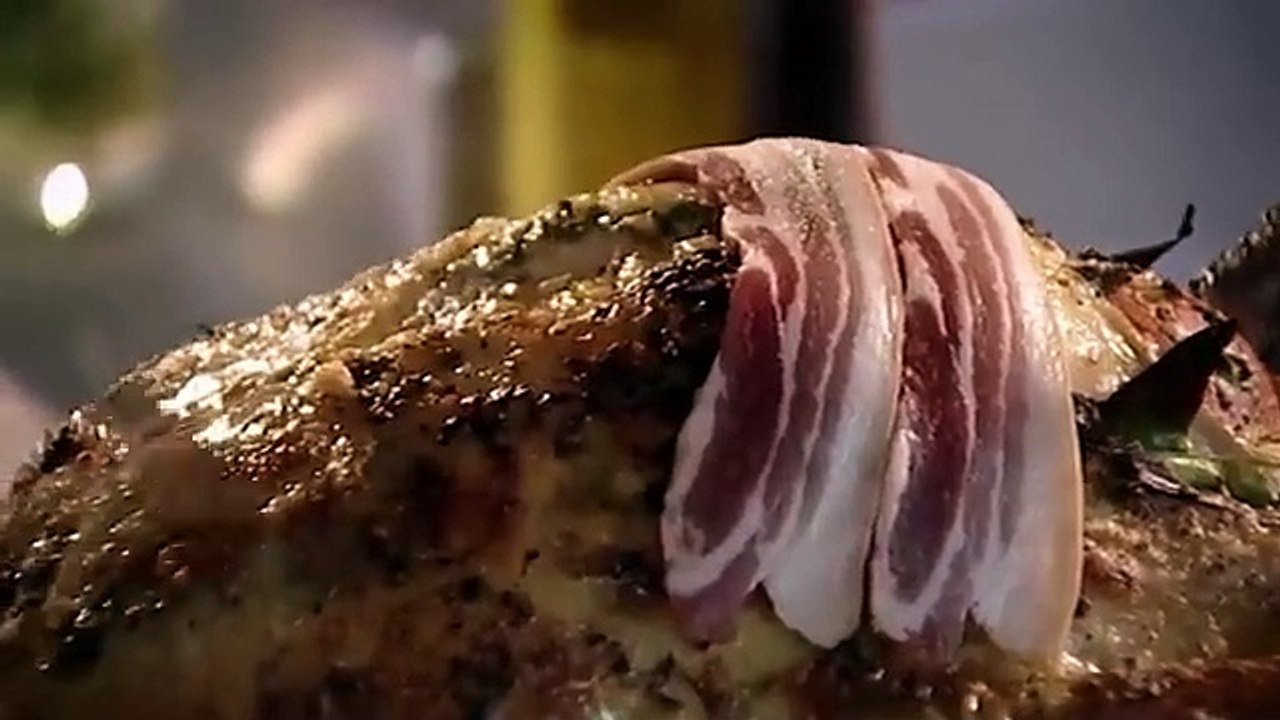 Gordon Ramsay's Thanksgiving Recipe Guide.mp4