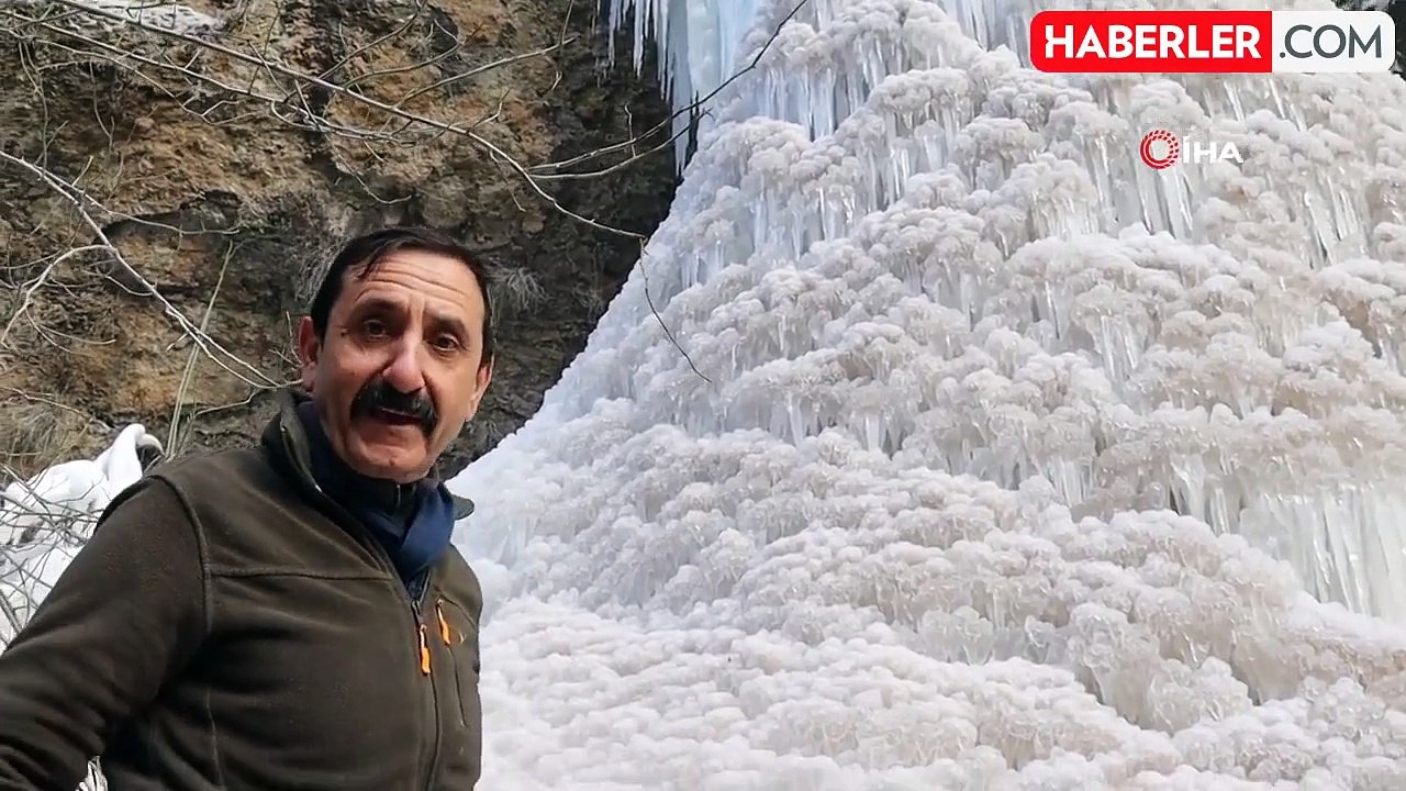 Erzurum'da Buz Şelaleleri Görsel Şölen Sunuyor