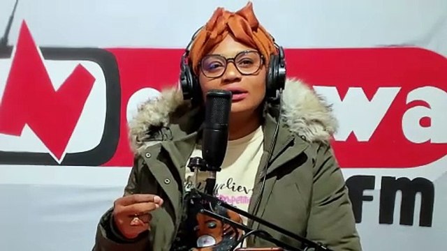 وزارة الصحة تقدم جملة من التوصيات حول الوقاية من أضرار وسائل التدفئة تحت شعار: دفيت روحك ما تقتلش نفسك كاهية المدير الجهوي للصحة بقبلي دكتور علي الطبال