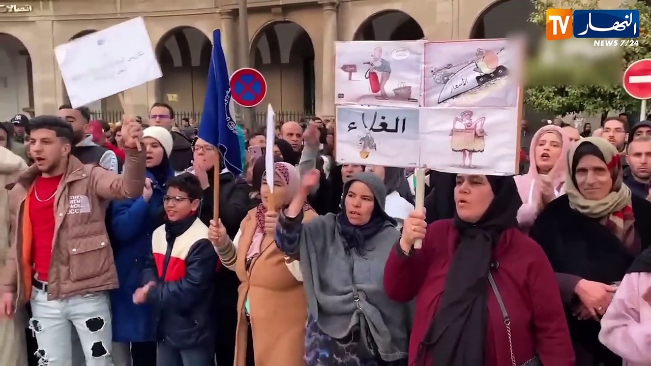 المغرب : فشل إقتصادي وأزمات مالية خانقة.. غضب شعبي وتعويم العملة يفجر الأوضاع
