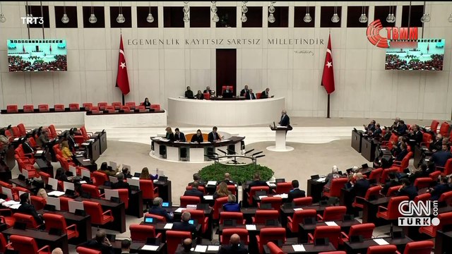 TBMM'de AK Parti ile DEM Parti arasında Kürt düşmanlığı tartışması | Video Haber