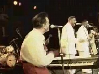 MIKE SANCHEZ & EXTRAORDINAIRES - Almost Grown