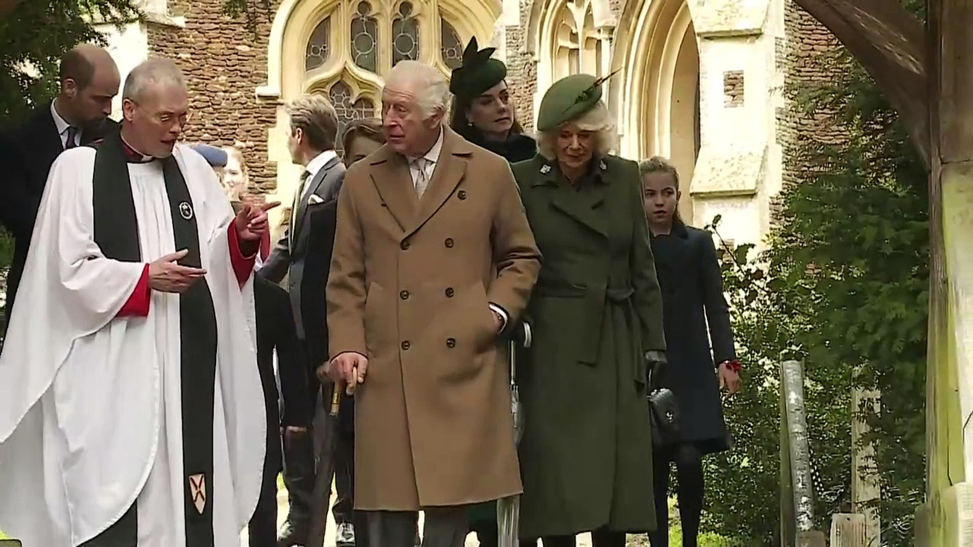 ⁣Royal Family attend Christmas church service in Sandringham