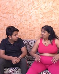 दोस्त की मम्मी के साथ | Hindi Romantic Short Video