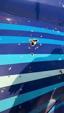 Cauda de avião que caiu no Cazaquistão mostram buracos e se assemelham a mísseis antiaéreos