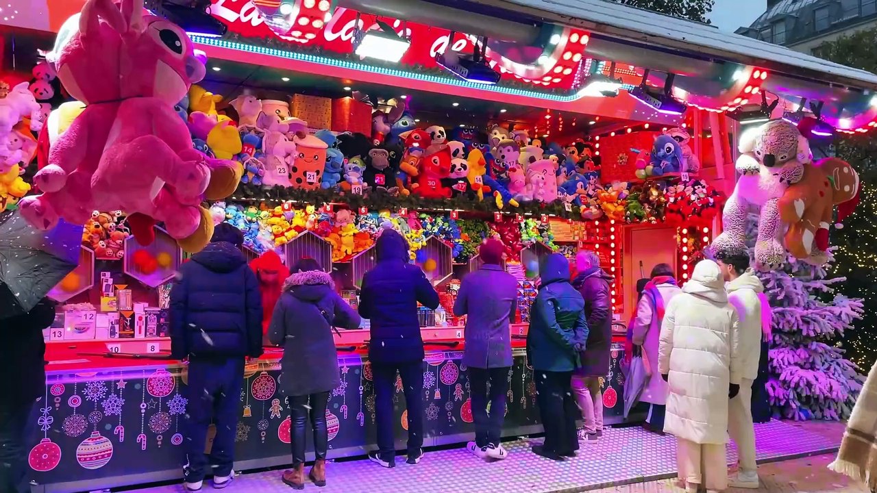 Waking Tour Of Paris, FRANCE